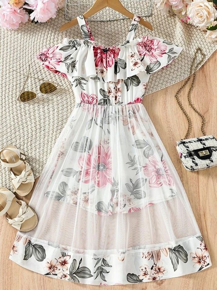 Soft linen, sweet print – the perfect choice for your princess 1729